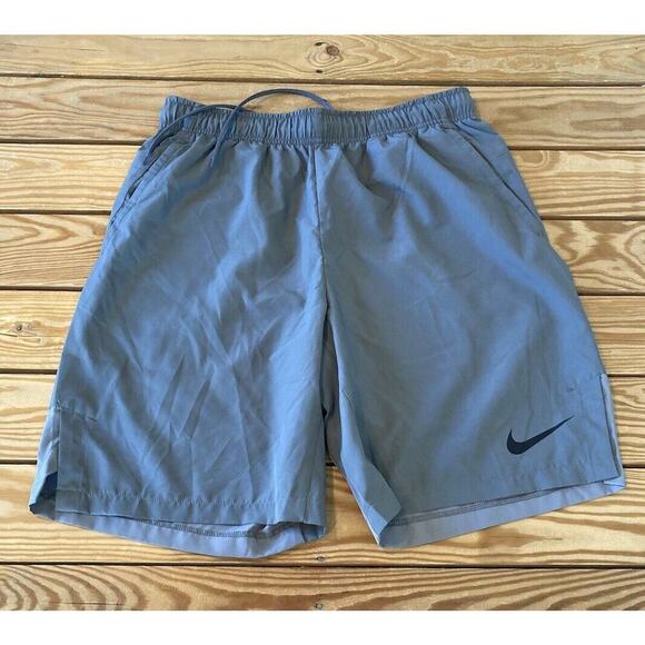 NWT $35 Nike Training Shorts Size Medium Men’s Gray - Picture 1 of 10